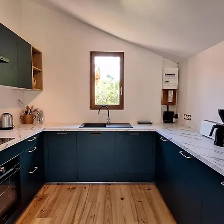 Jolie Maison Landaise Proche De La *