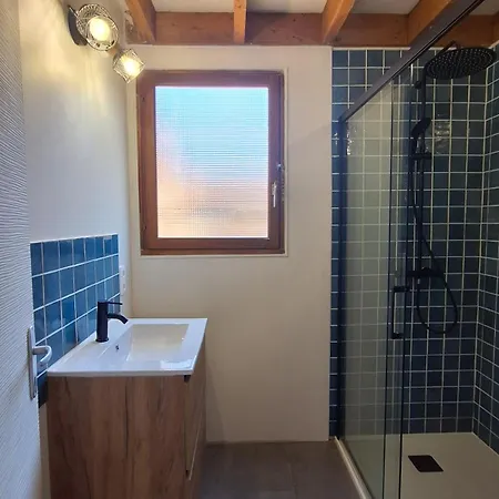 Jolie Maison Landaise Proche De La *